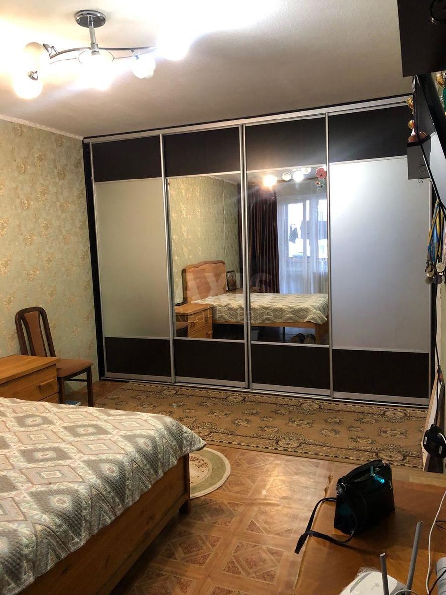 2k apartment vul. Vyshnjakivs'ka 80