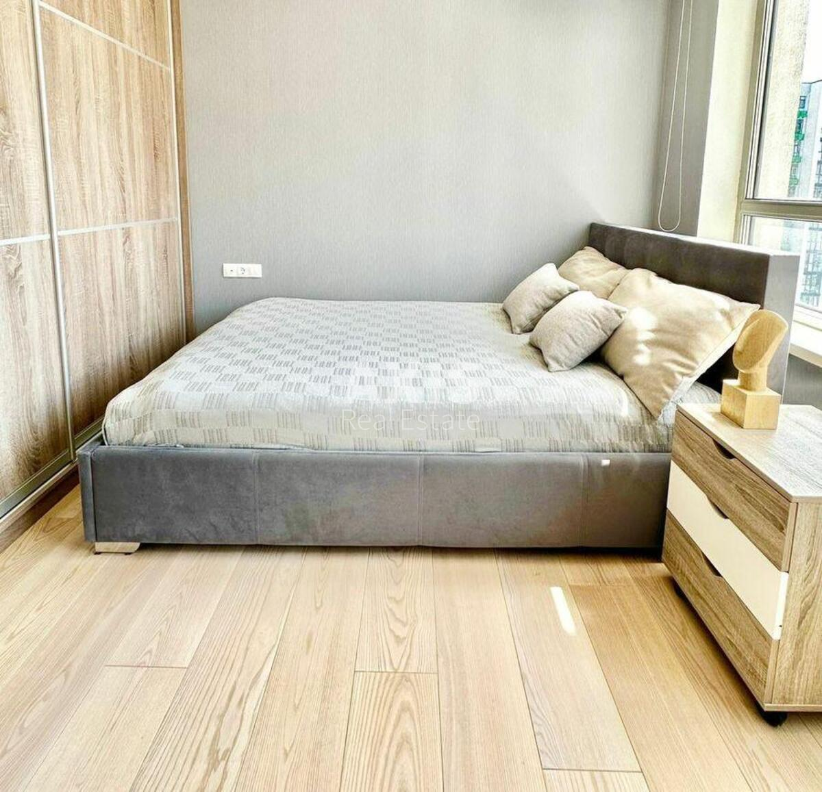 2k apartment vul. Tyraspol's'ka 604