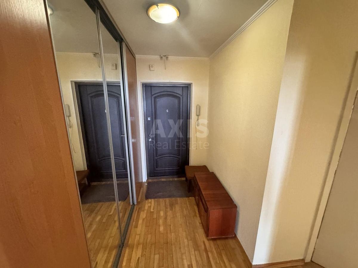 2к квартира ул. Богатырская 63
