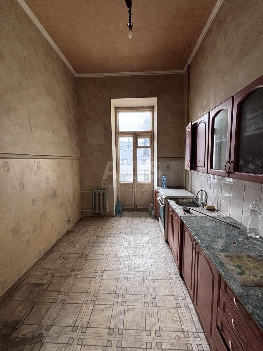 3k apartment vul. Saksagans'kogo 9