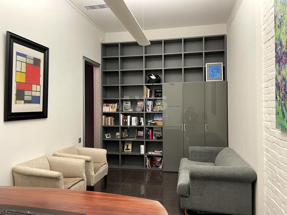 Office vul. Kamjenjeva Komandarma 4, 61m2624289