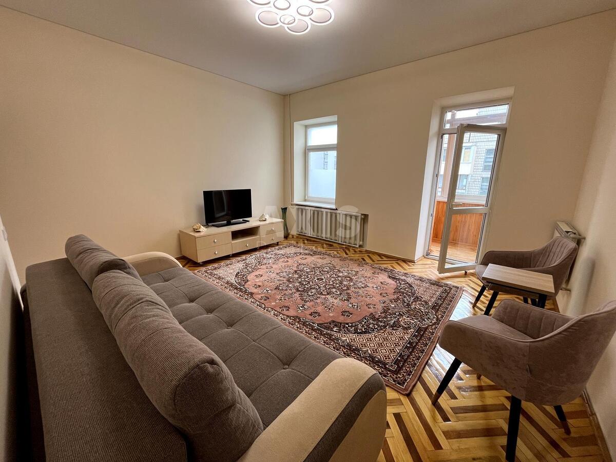 3k apartment vul. Mel'nykova 18А62273