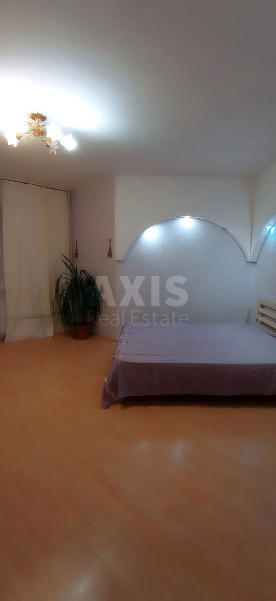 3k apartment vul. Sribnokil's'ka 2А5936217