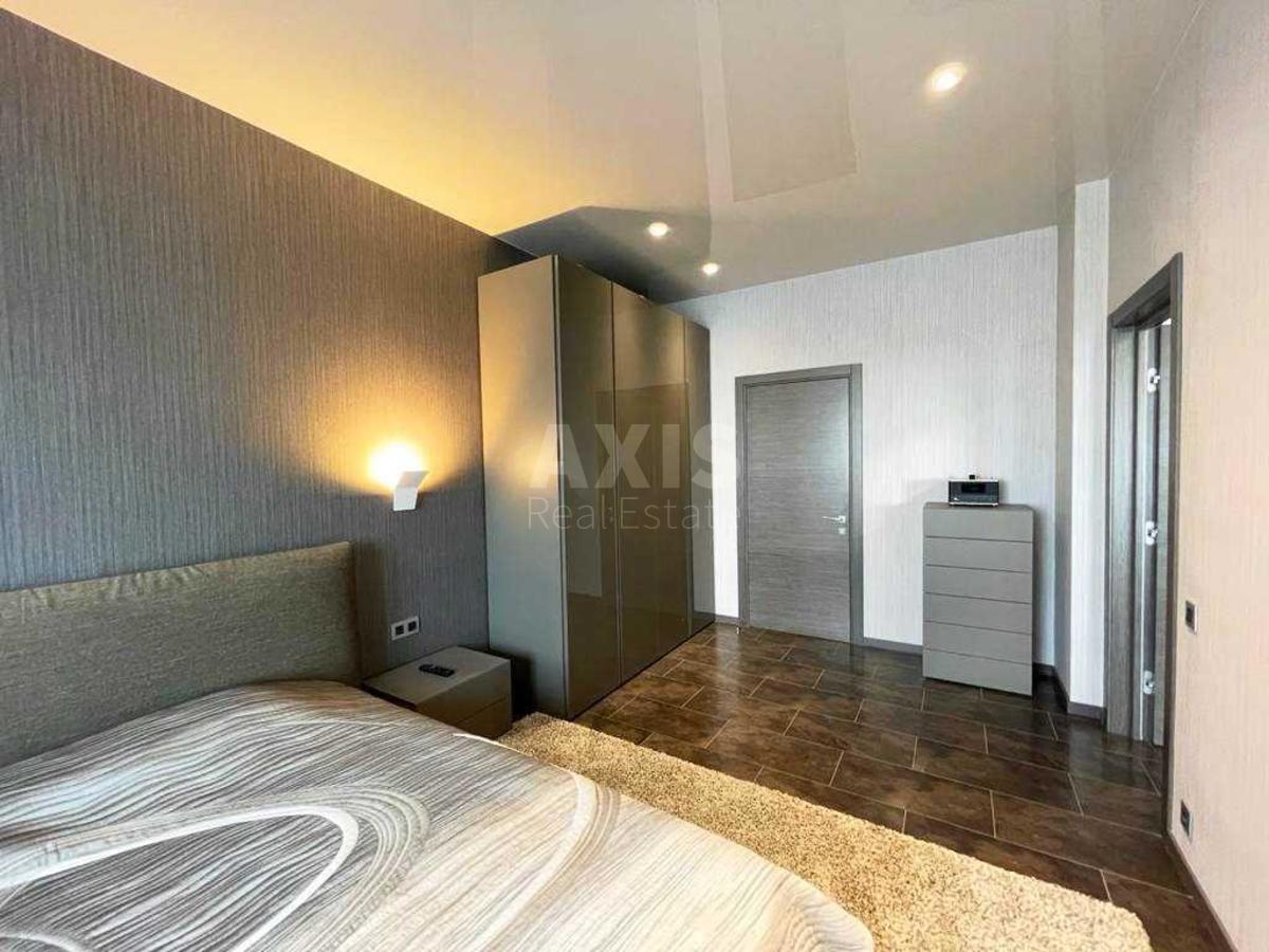 2k apartment vul. Skrypnyka Mykoly 405