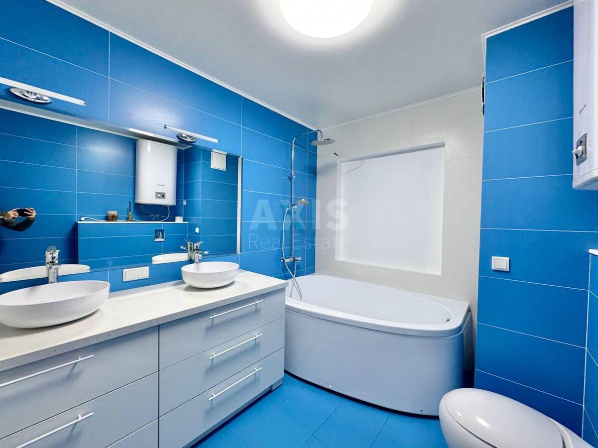3k apartment vul. Yulia Zdanovska 71Г9