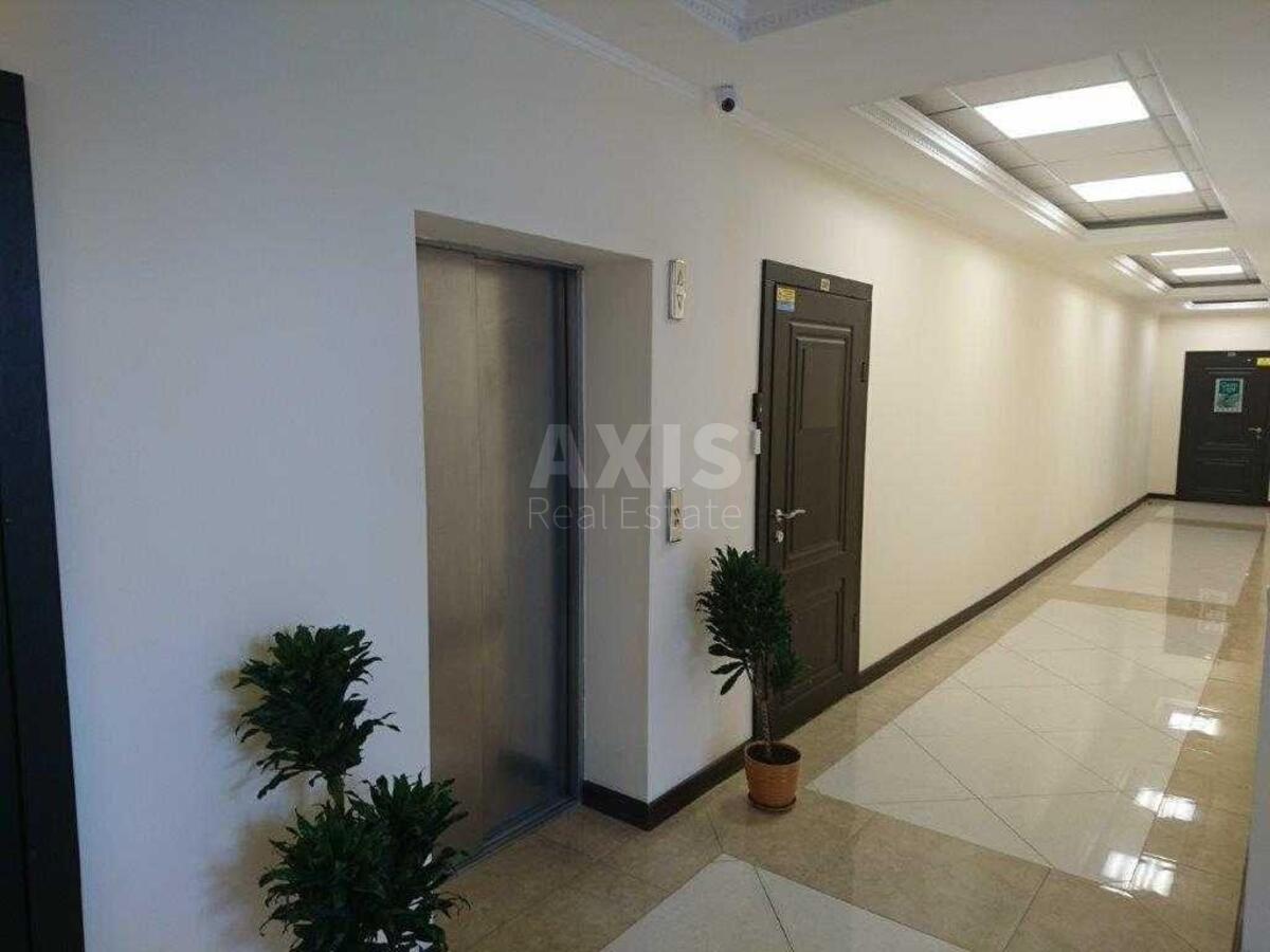 Офис ул. Глубочицкая 40, 71м24