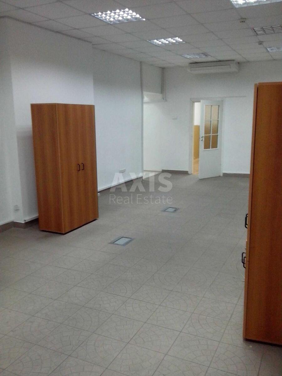 Office pr-t Bazhana Mykoly 30, 202m22