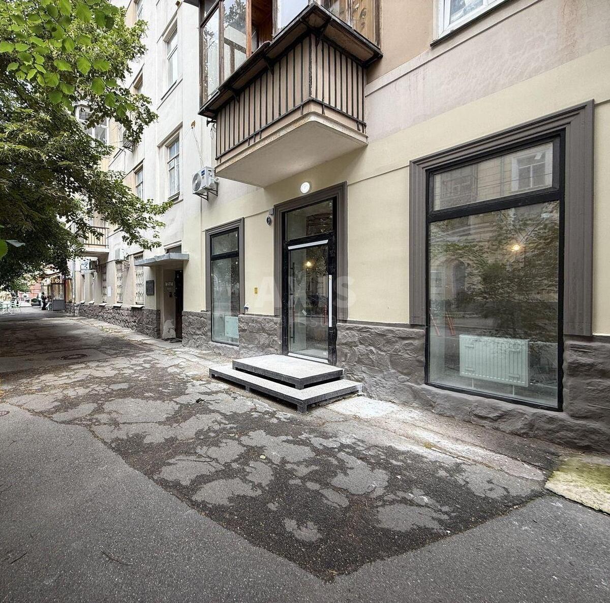 Office vul. Moskovs'ka 31/33, 270m2