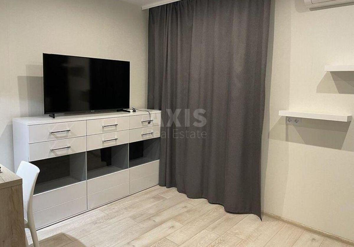 2k apartment vul. Myhajla Maksymovycha 242