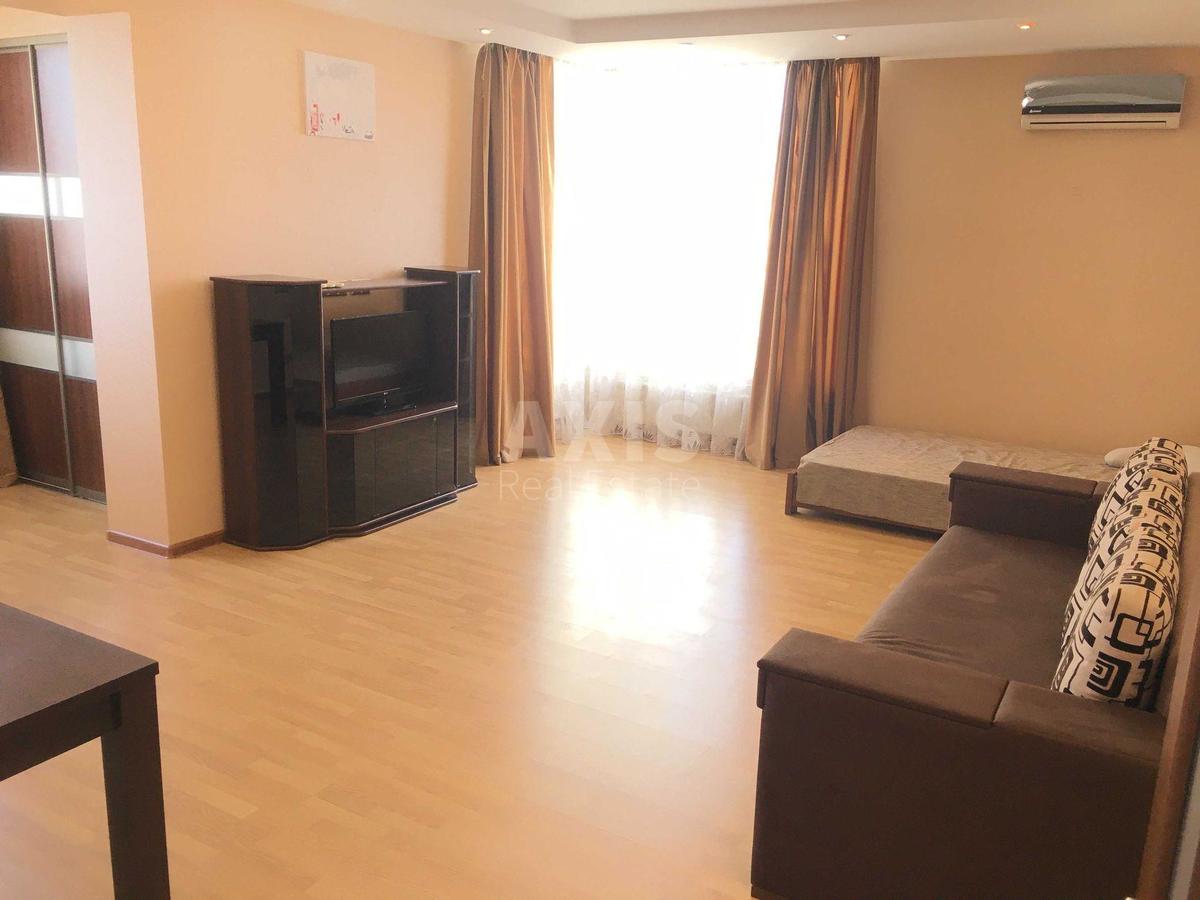 2k apartment vul. Lobanovs'kogo 4Г0