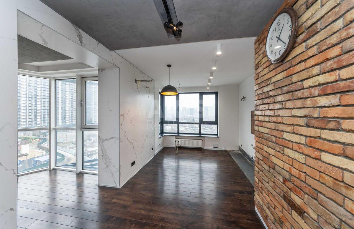 3k apartment vul. Zarichna 1Г