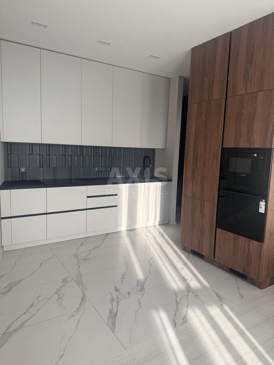 1k apartment uzv. Kudrjavs'kyj 3Б