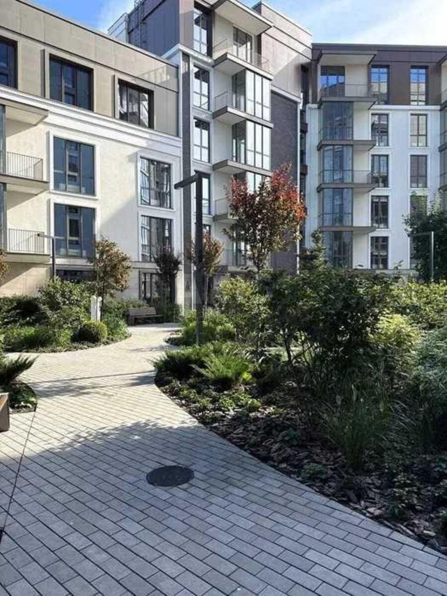 3к квартира ул. Набережно-Крещатицкая 21639000