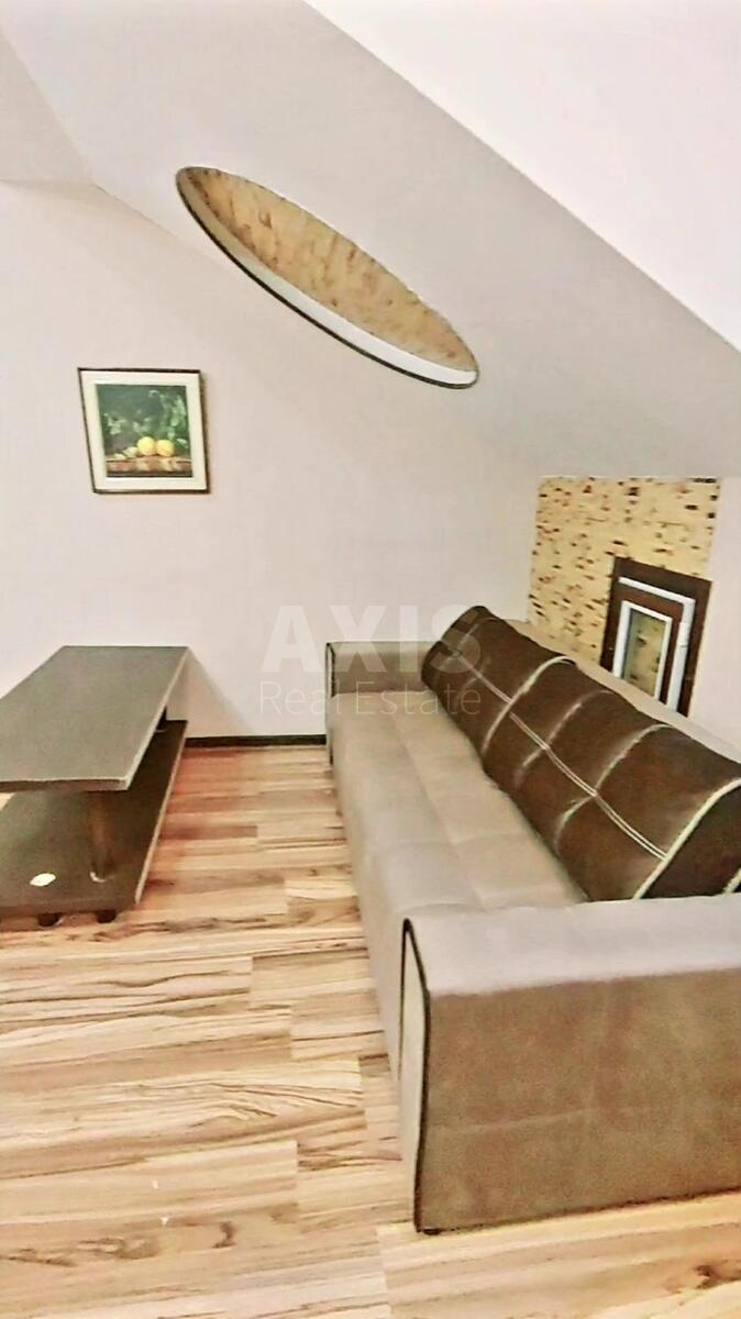 Office vul. Mechnykova 10/2, 82m24