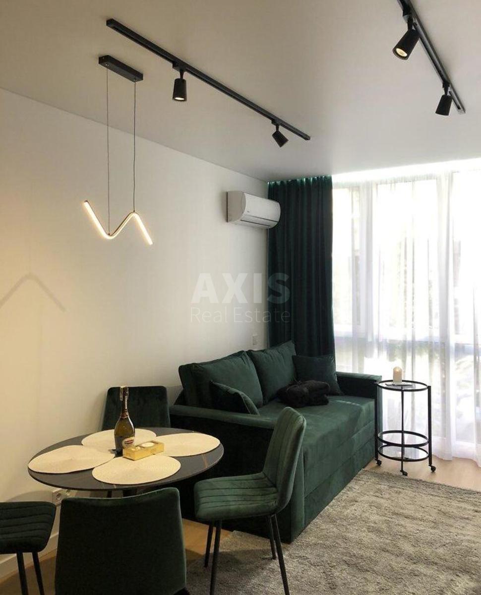 1k apartment vul. Saljutna 2Б5