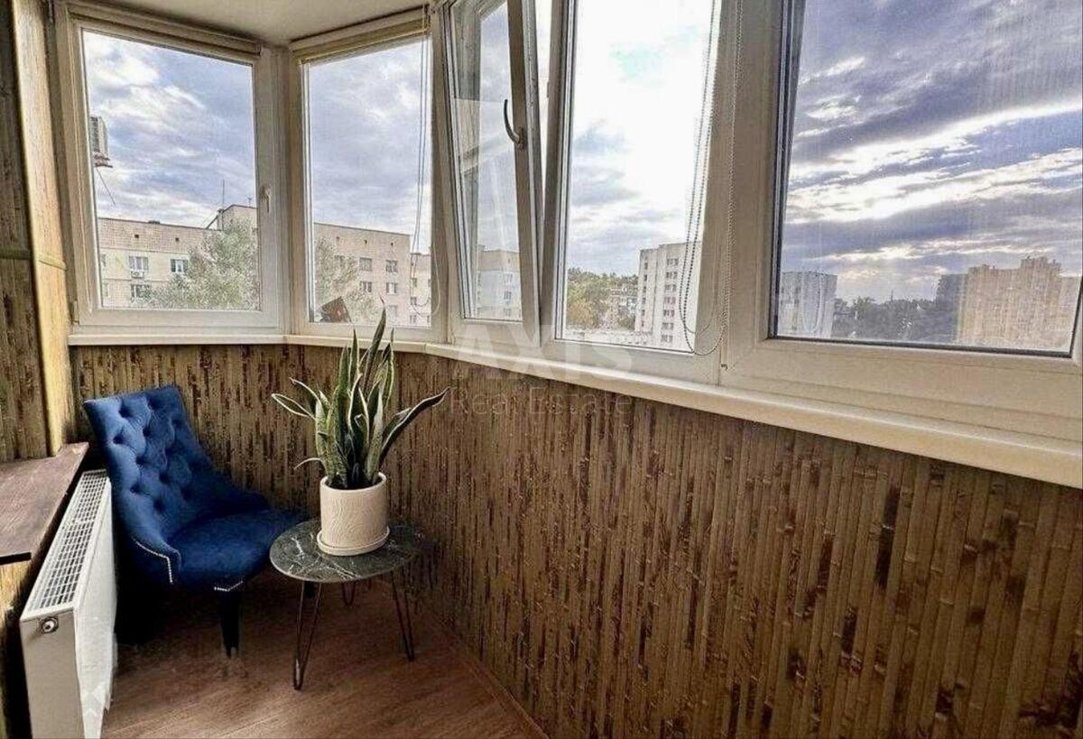 1k apartment pr-t Lobanovs'kogo 150605523