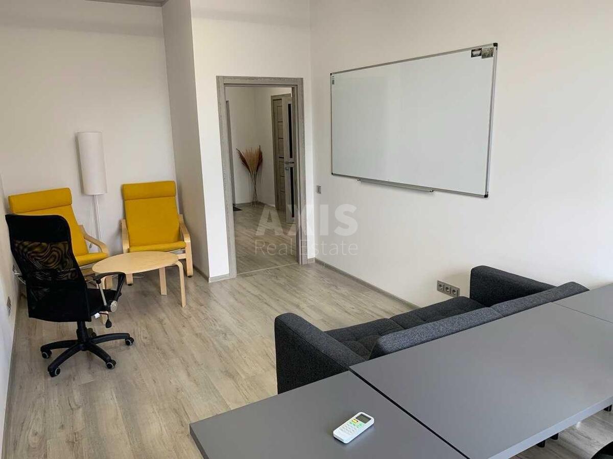 Office vul. Zhyljans'ka 68, 55m2608162