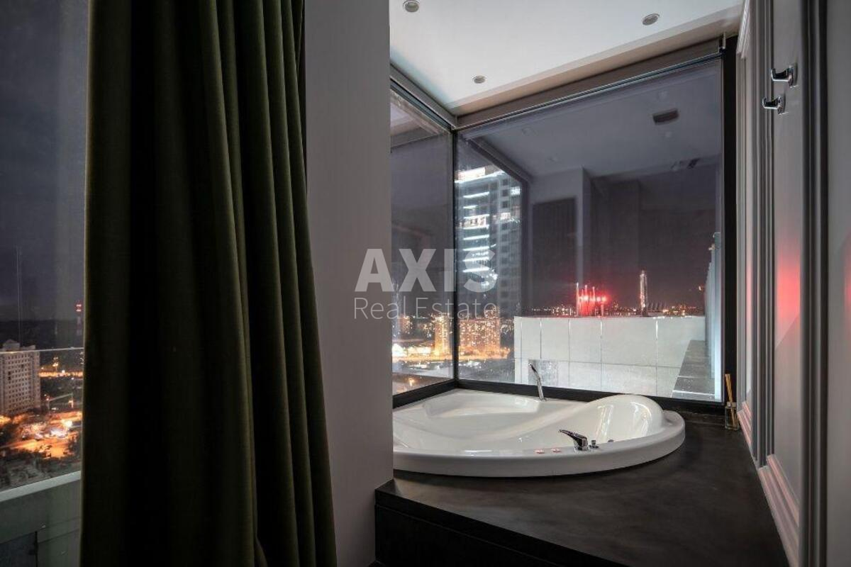 5k apartment vul. Dragomyrova Myhajla 2014
