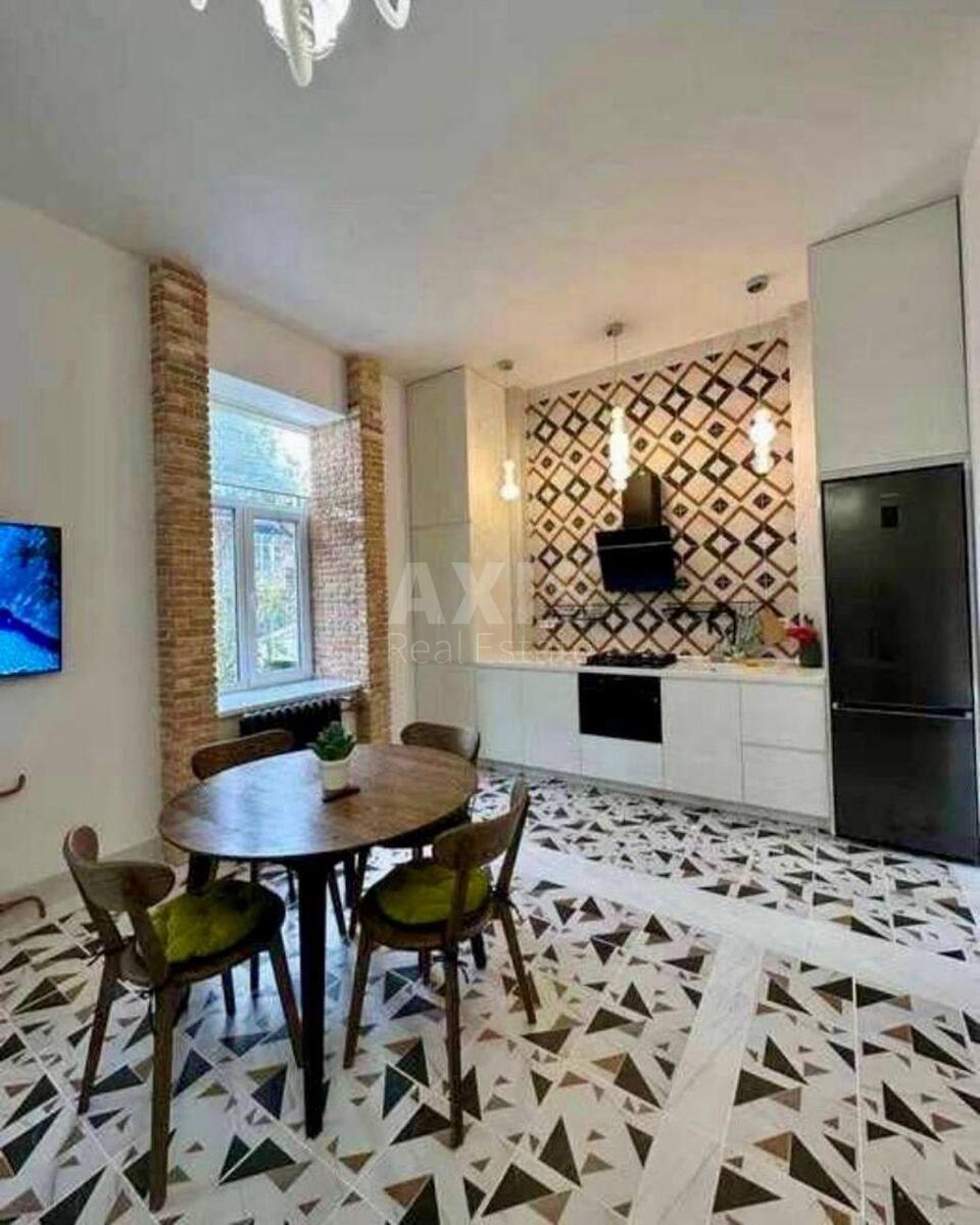 2k apartment vul. Hmel'nyc'kogo Bogdana 58А