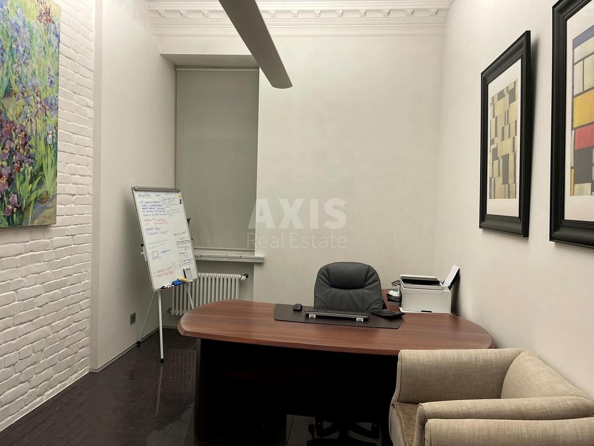 Office vul. Kamjenjeva Komandarma 4, 61m26242810