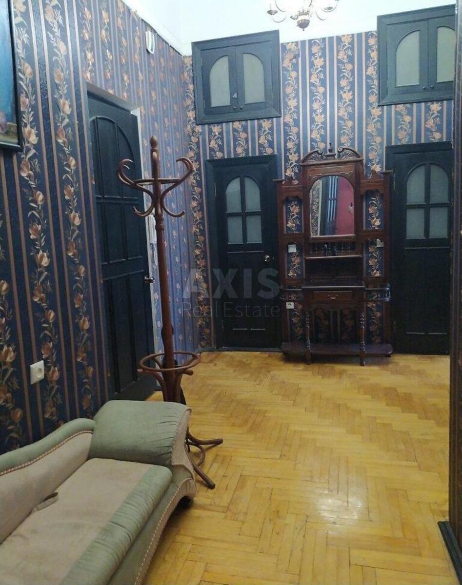 2k apartment vul. Pyrogova 4/265738810
