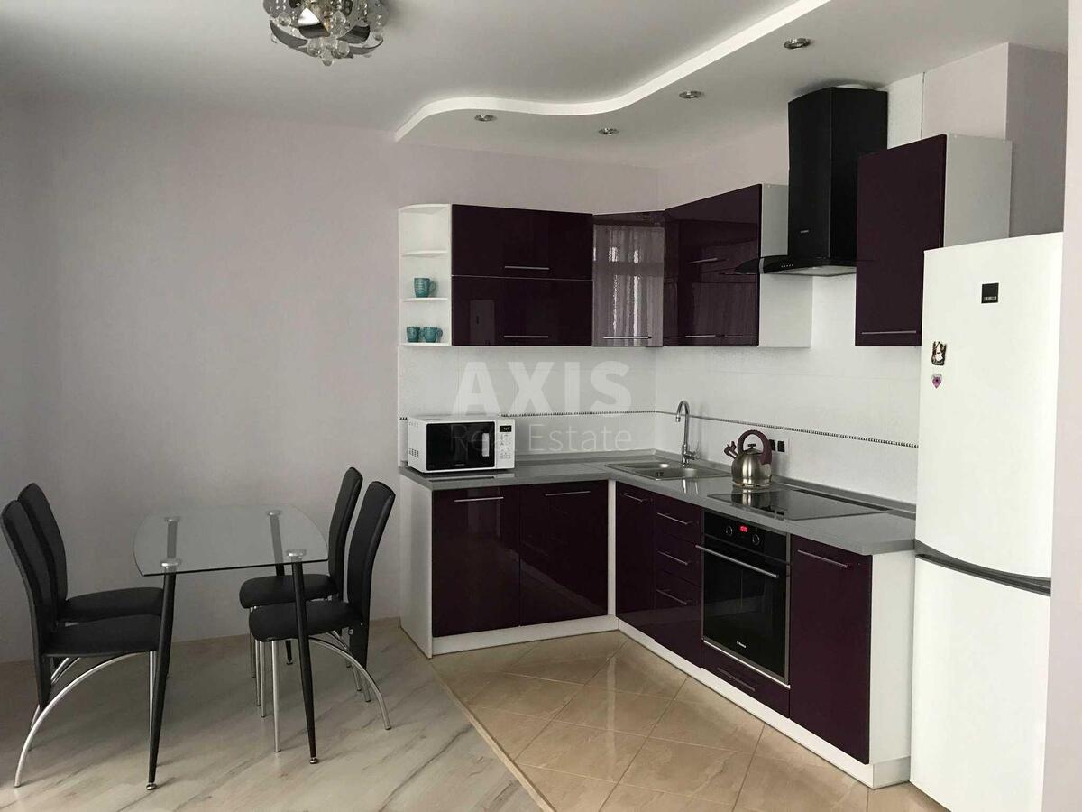 1k apartment vul. Voskresens'ka 14