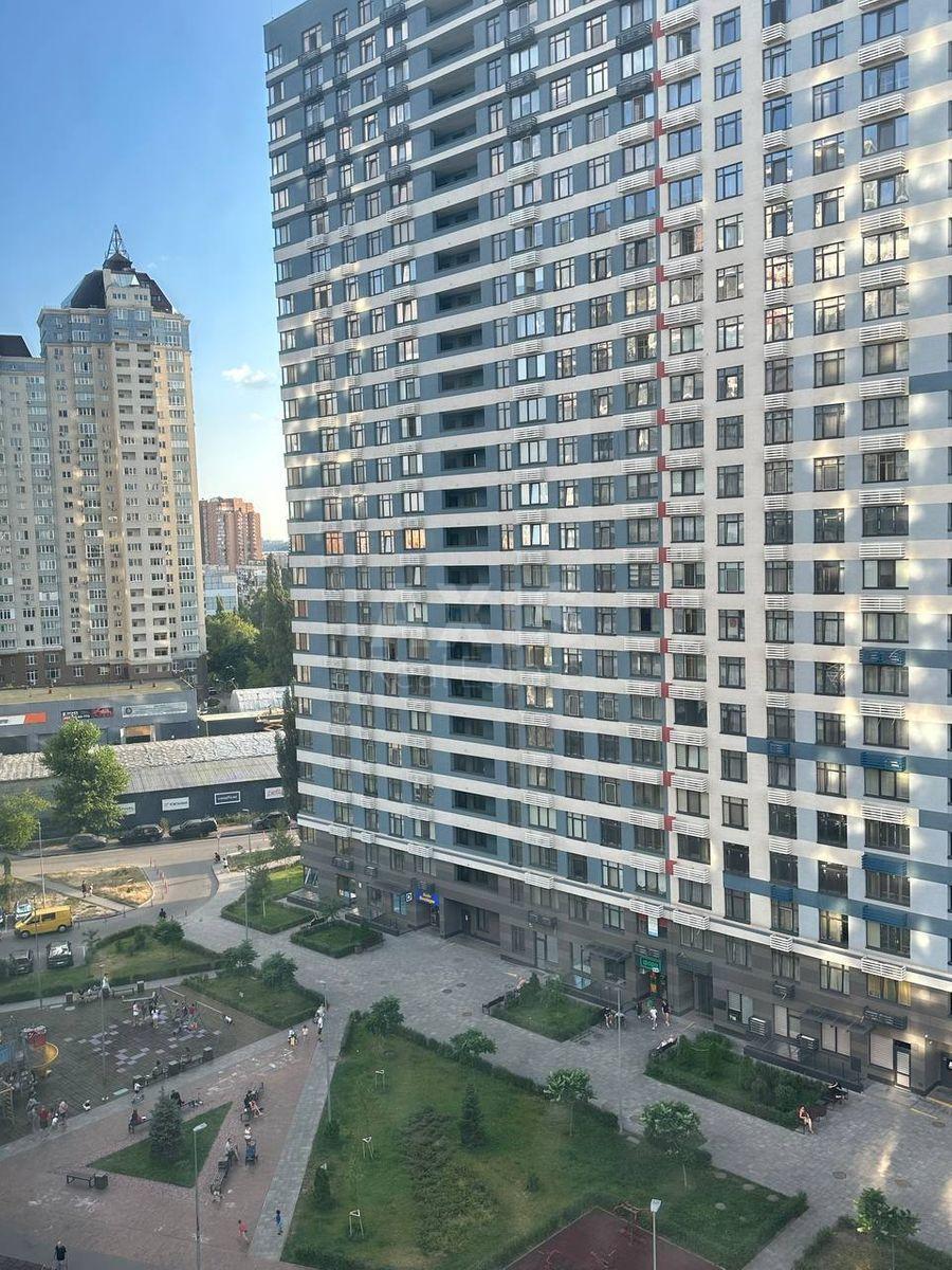 3k apartment vul. Sverstjuka Jevgena 4583685