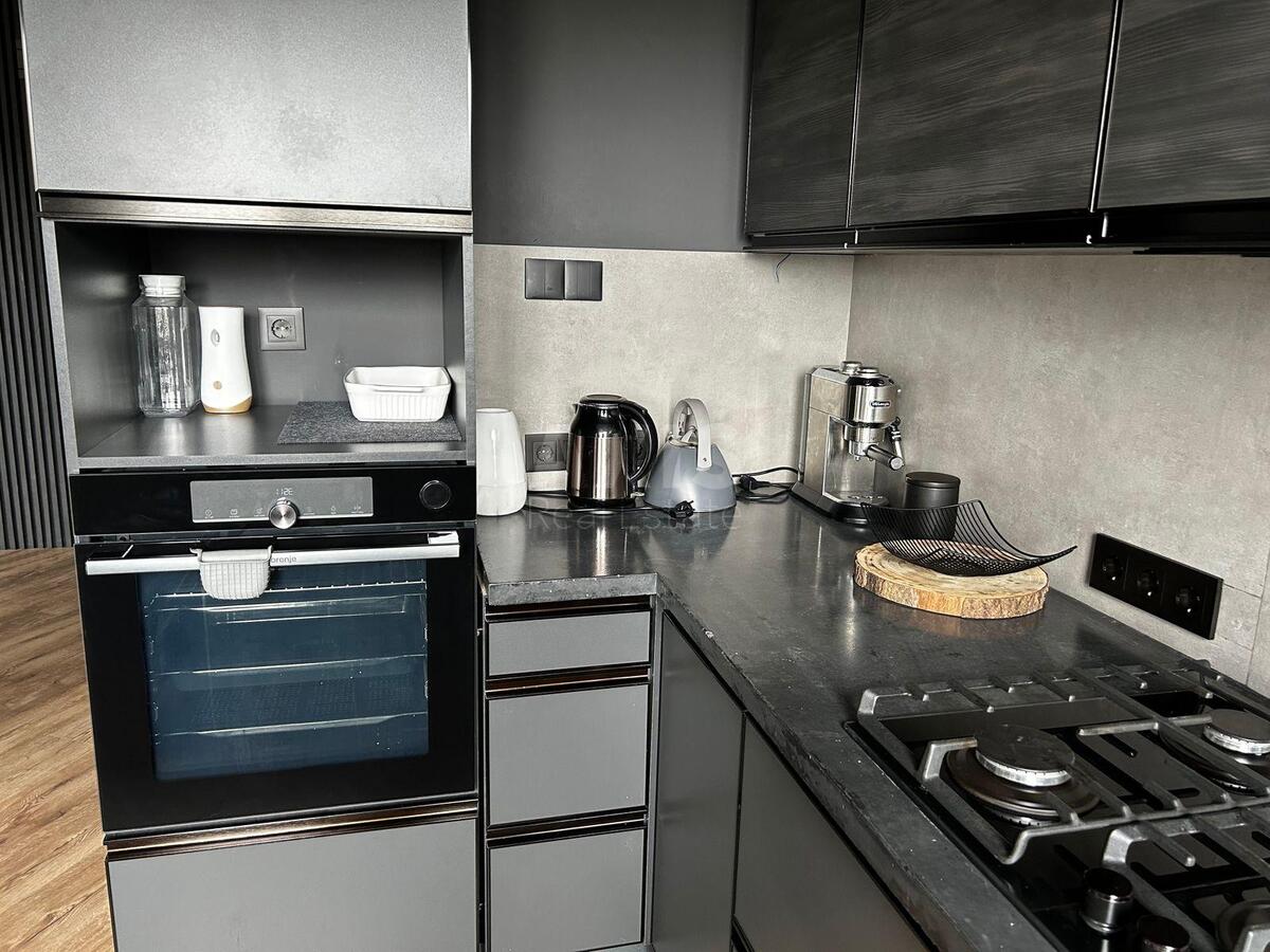 1k apartment vul. Degtjarivs'ka 6584010