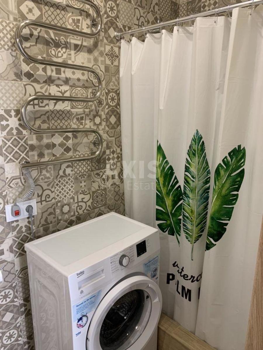 1k apartment vul. Myhajla Maksymovycha 243