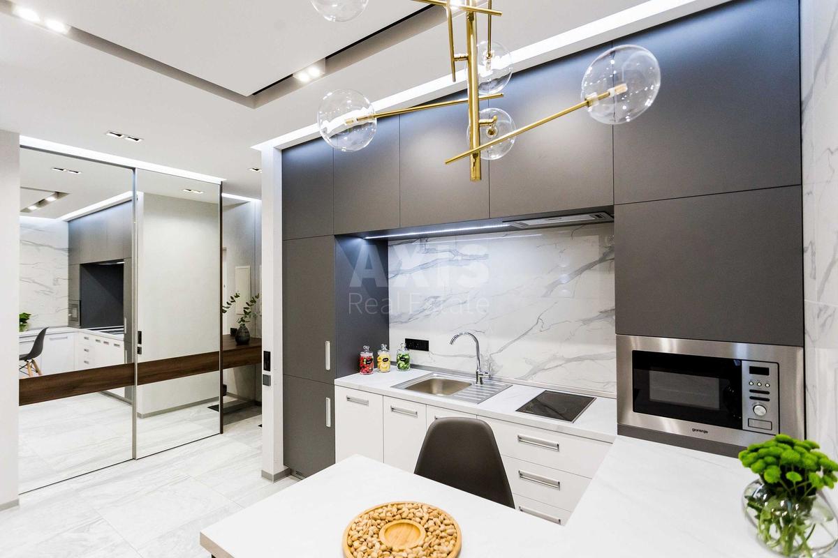 1k apartment vul. Zarichna 16