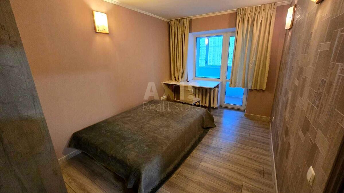 2k apartment vul. Sribnokil's'ka 20630388