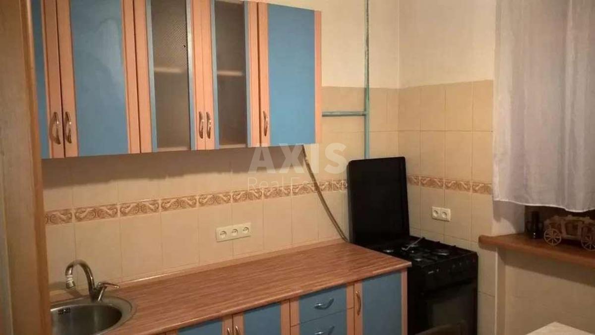 1k apartment vul. Krakivs'ka 61