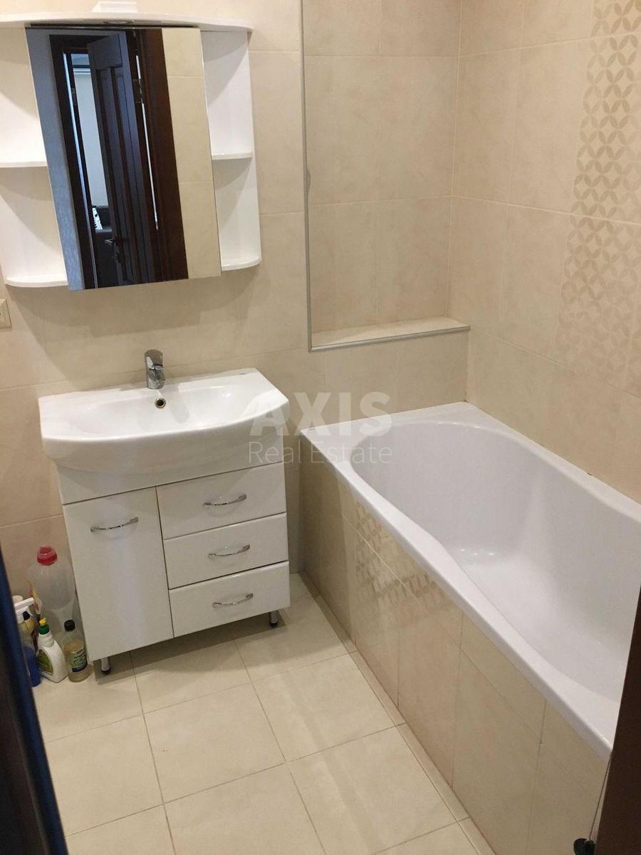 2к квартира ул. Лобановского 4Г1