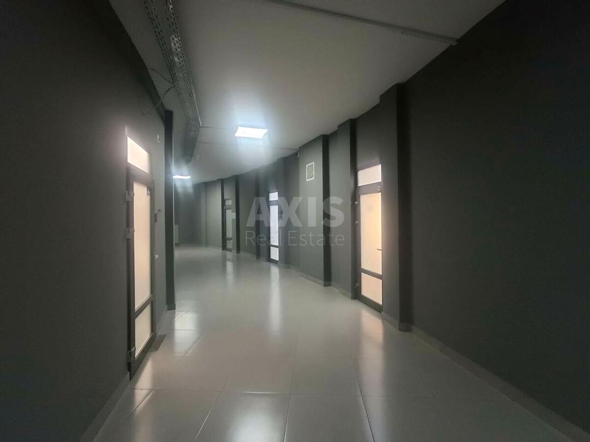 Office vul. Jevgena Konoval'cja 36Д, 163m2633487