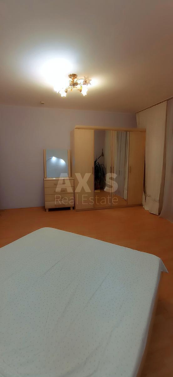 3k apartment vul. Sribnokil's'ka 2А5936219