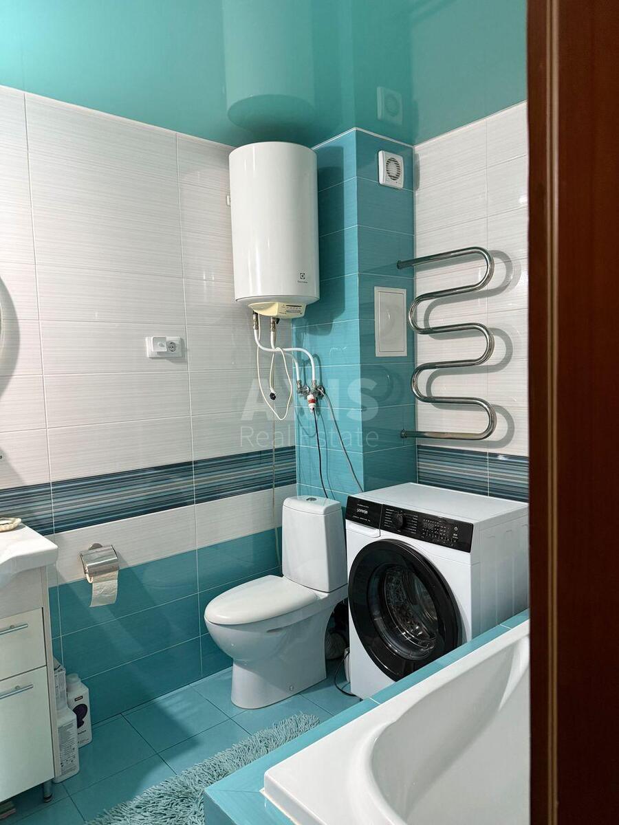 3k apartment vul. Geroi'v Dnipra 3813