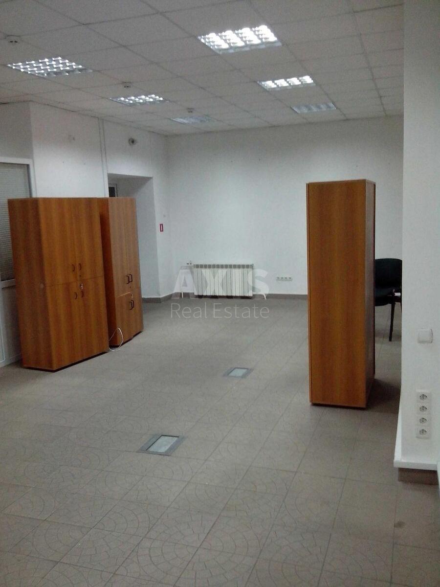 Office pr-t Bazhana Mykoly 30, 202m24