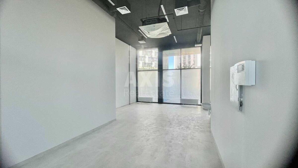 Trade object vul. Zarichna 6, 72m22