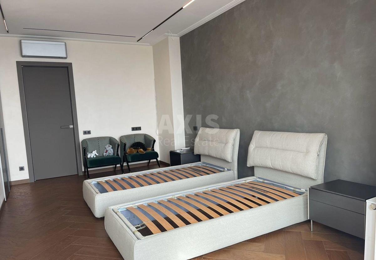 4k apartment vul. Instytuts'ka 186