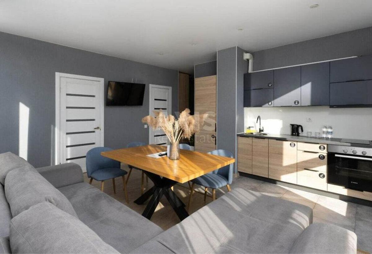 2k apartment vul. Syrec'ko-Sadova 1