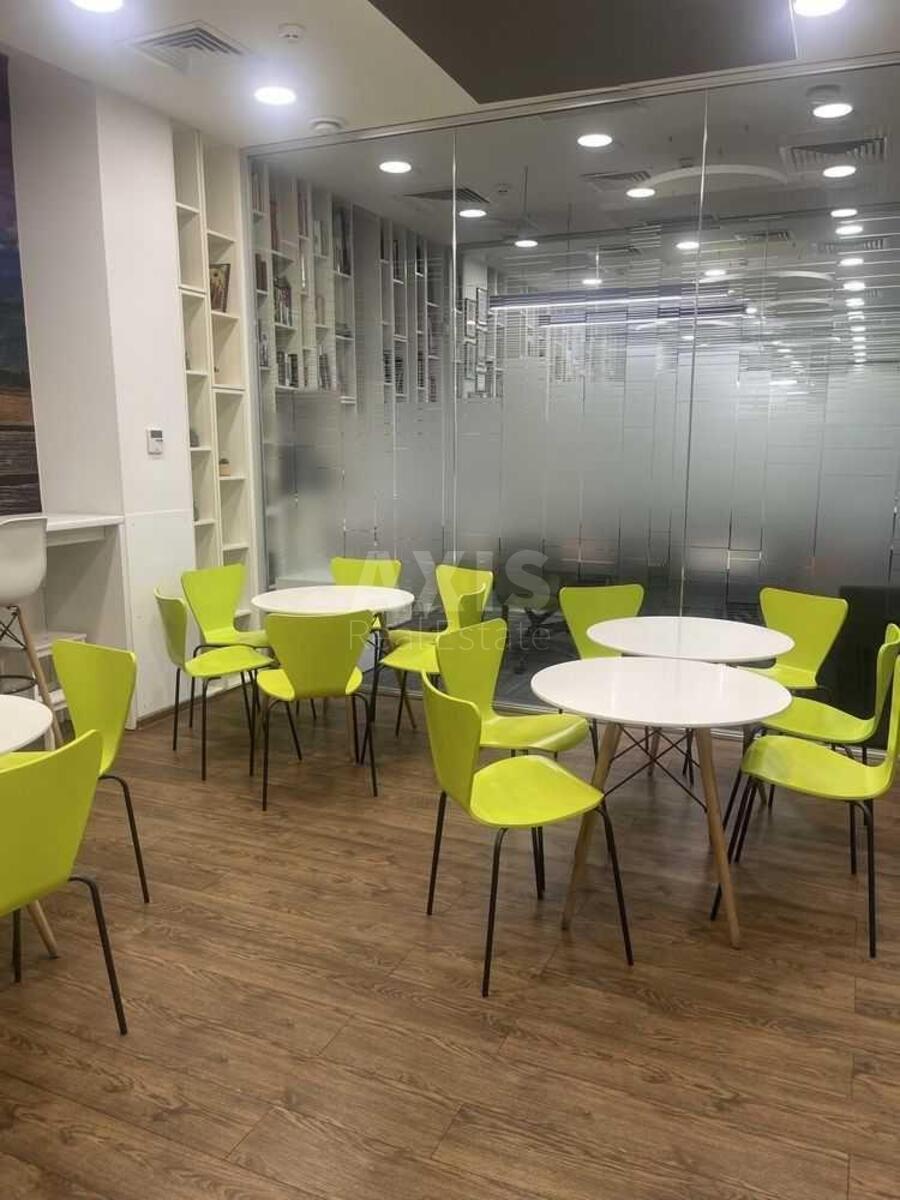 Office vul. Malevycha Kazymyra 86Б, 330m26027012