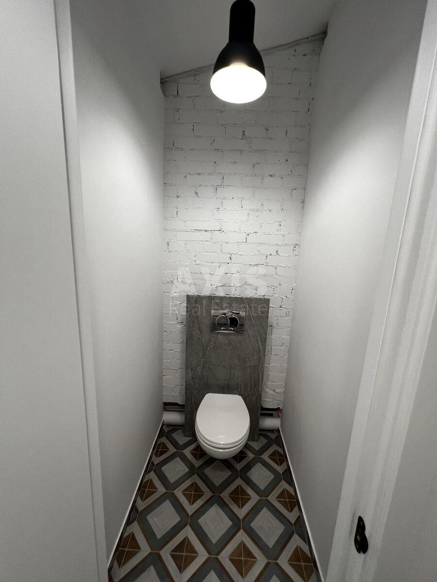 Office vul. Mezhygirs'ka 87А, 38m2602944