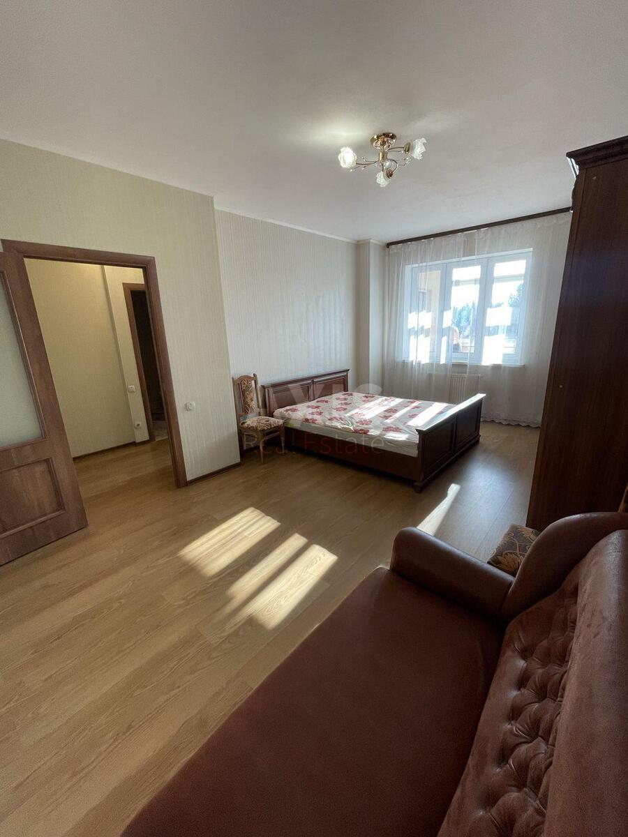 1k apartment vul. Petropavlivs'ka 50Б0