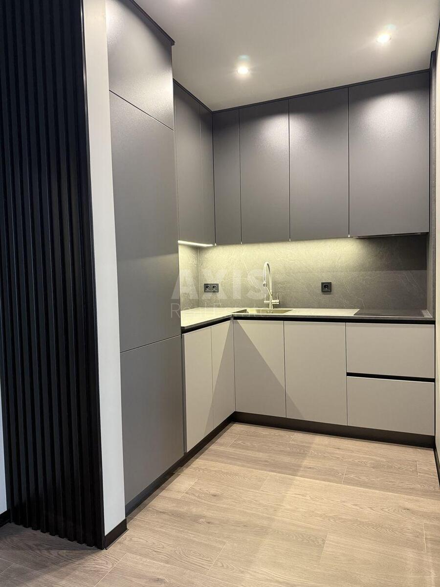 1k apartment nab. Dniprovs'ka 15Е