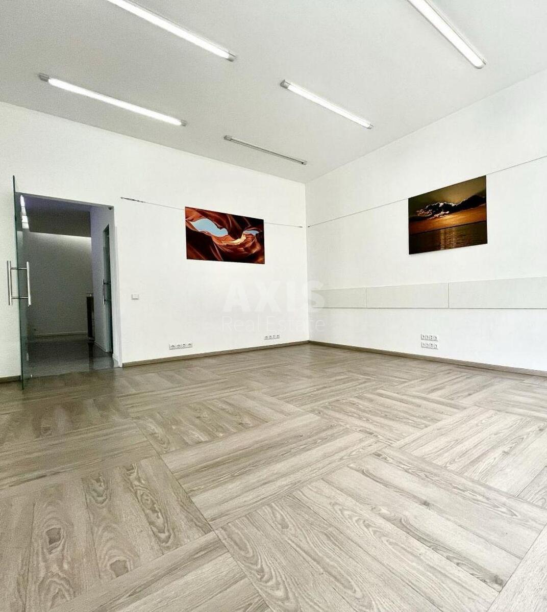 Офис спуск Кловский 7, 160м22