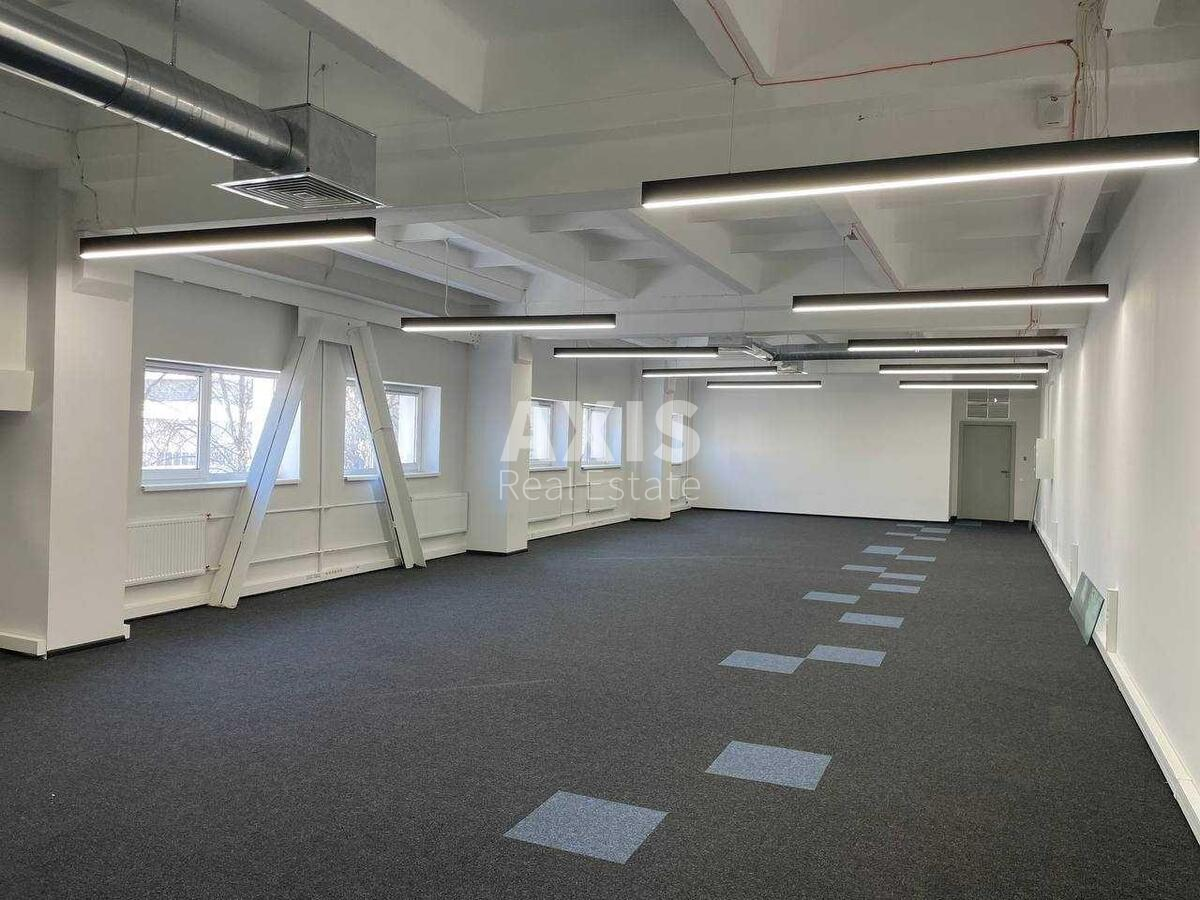 Office vul. Degtjarivs'ka 33Б, 677m2