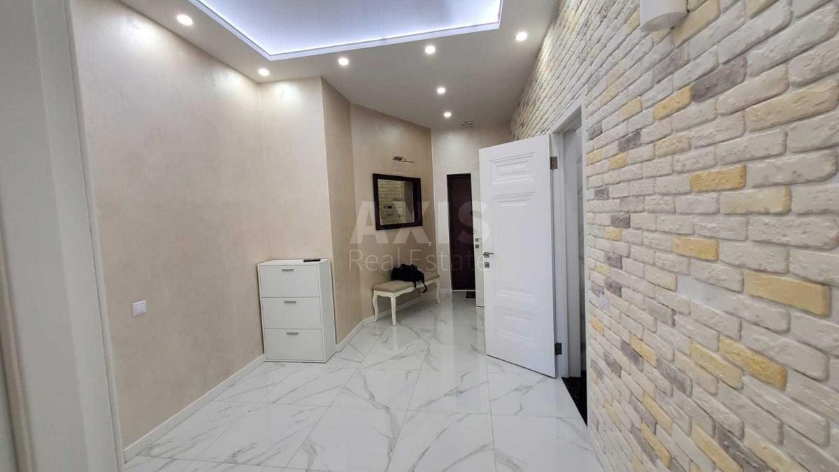 2k apartment prov. Laboratornyj 70