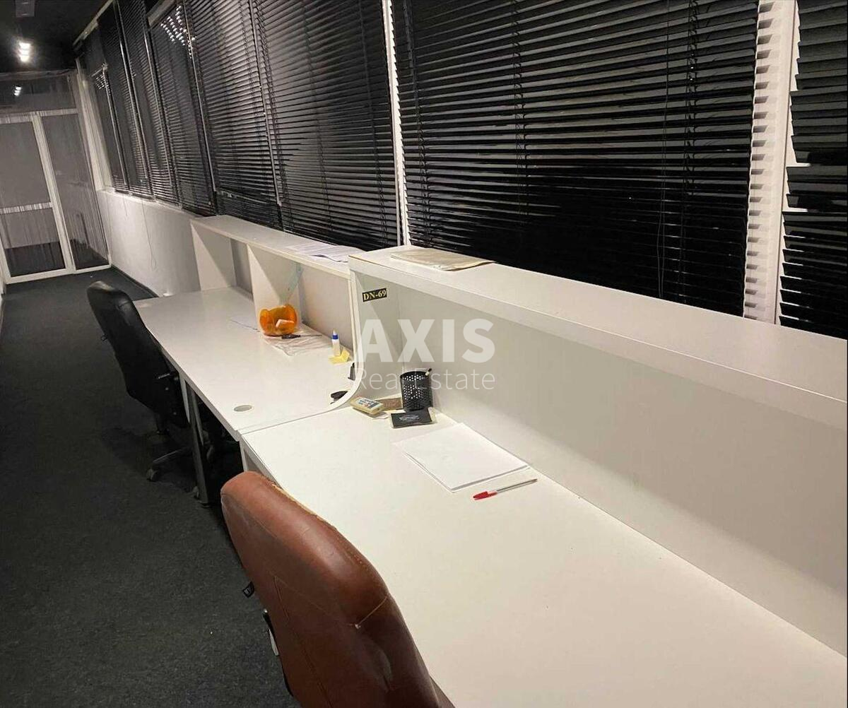 3k apartment vul. Lebedjeva Mykoly 4/39А3