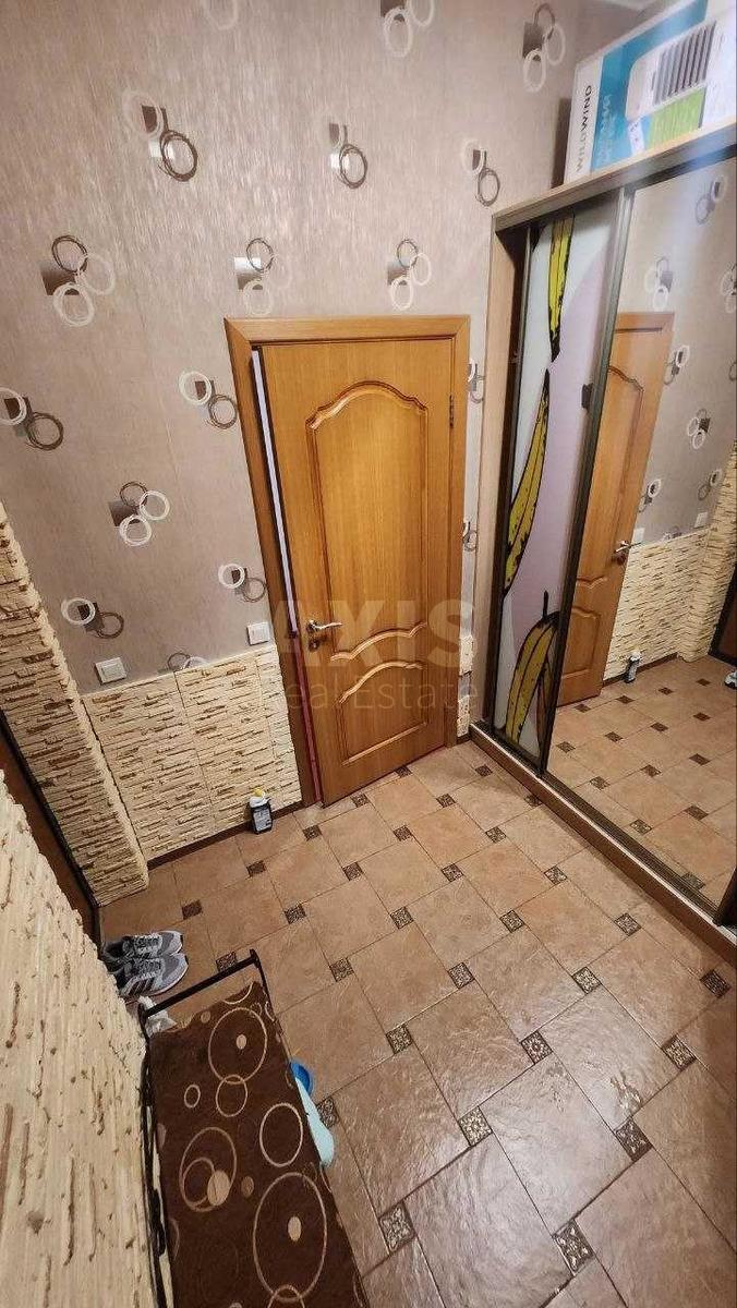1к квартира ул. Ревуцкого 3А5