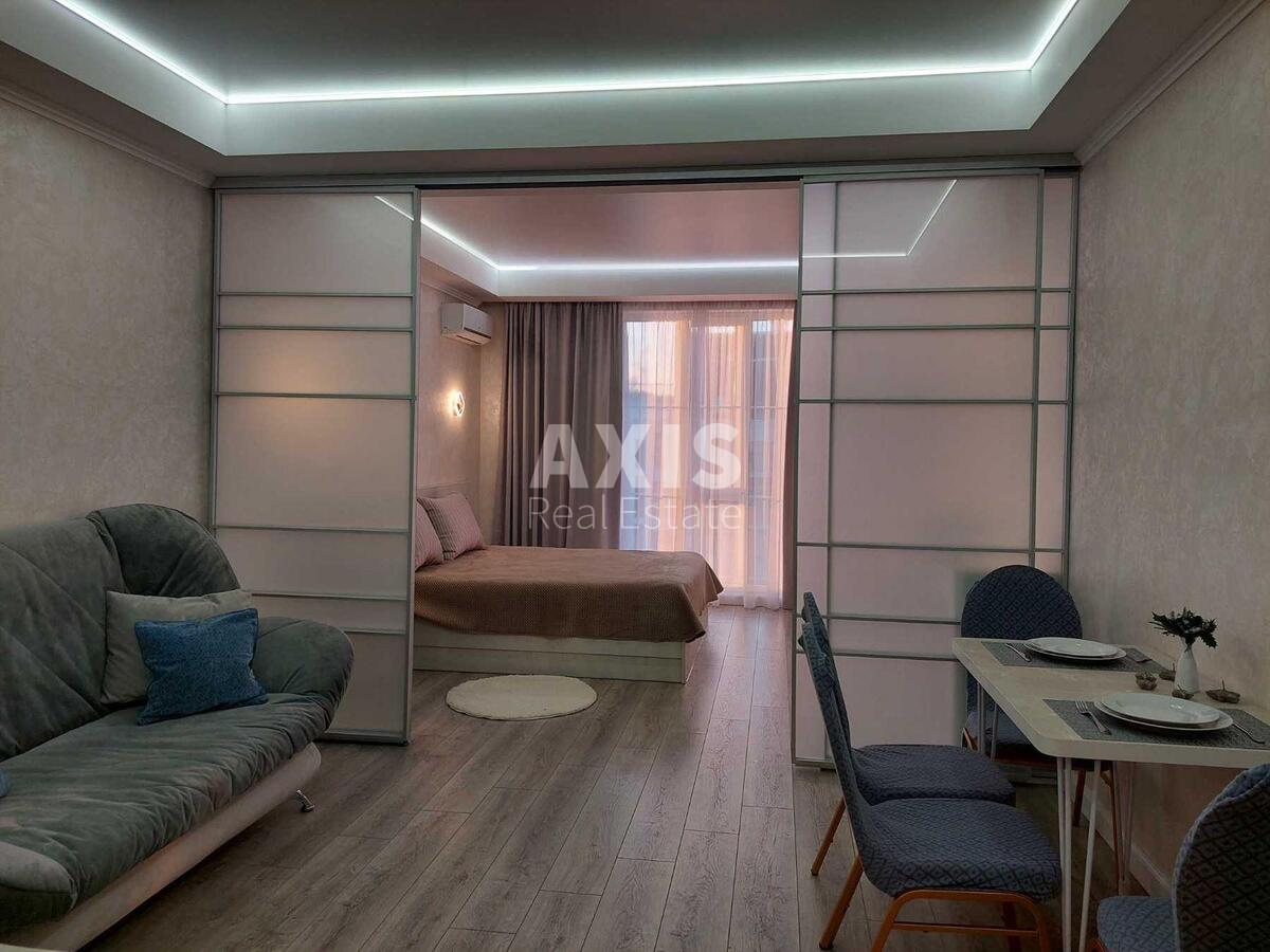 1k apartment vul. Myhajla Maksymovycha 24